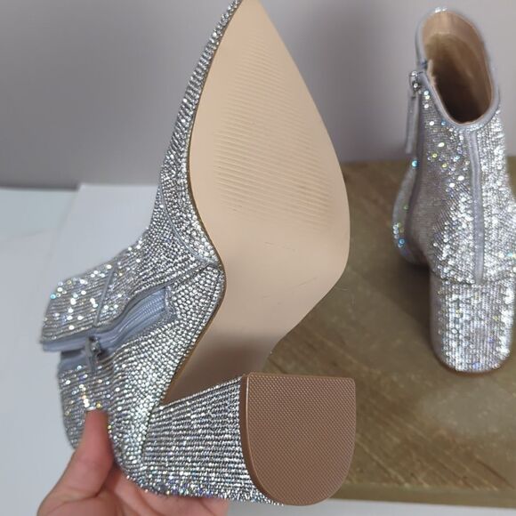 Steve Madden Nola boots flared heel full rhinestone pointed toe size 6 - Picture 8 of 9